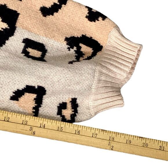 Dress Up Sweater Womens L Beige Orange Cheetah Print Oversized Modest Chic Cozy - Picture 14 of 16